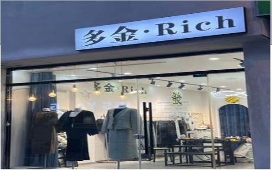 镇安要开店？先在门头上下功夫